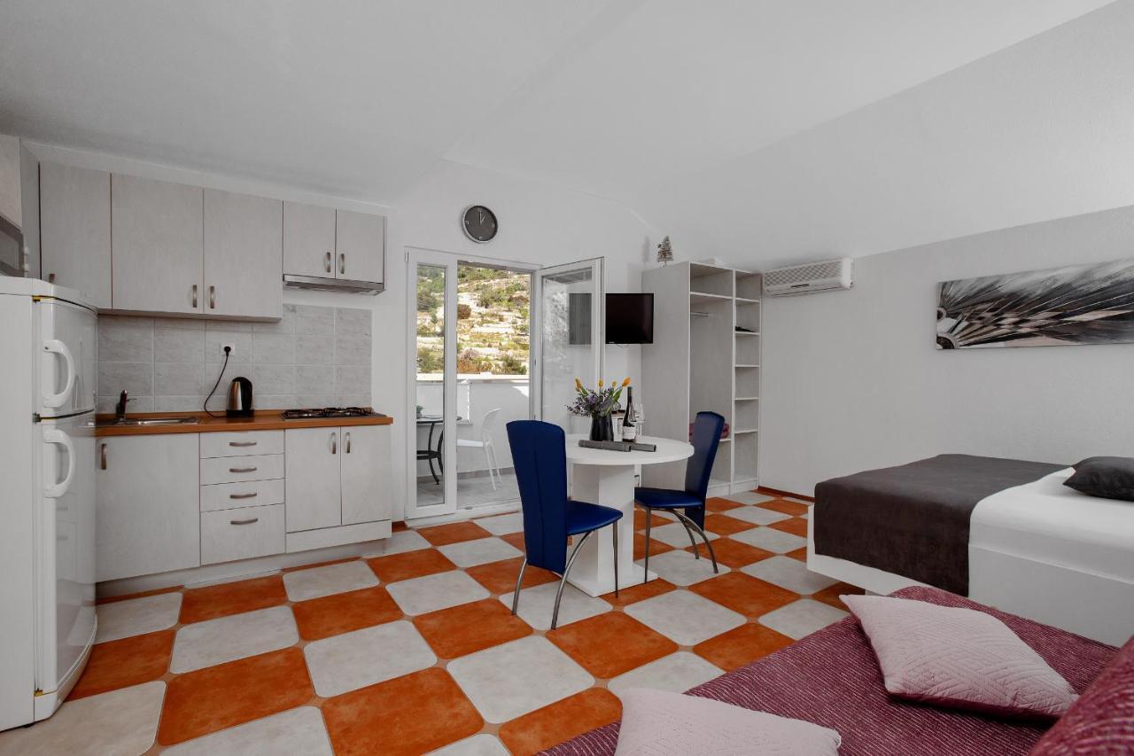 דירות דרזניצה Apartman Toni מראה חיצוני תמונה