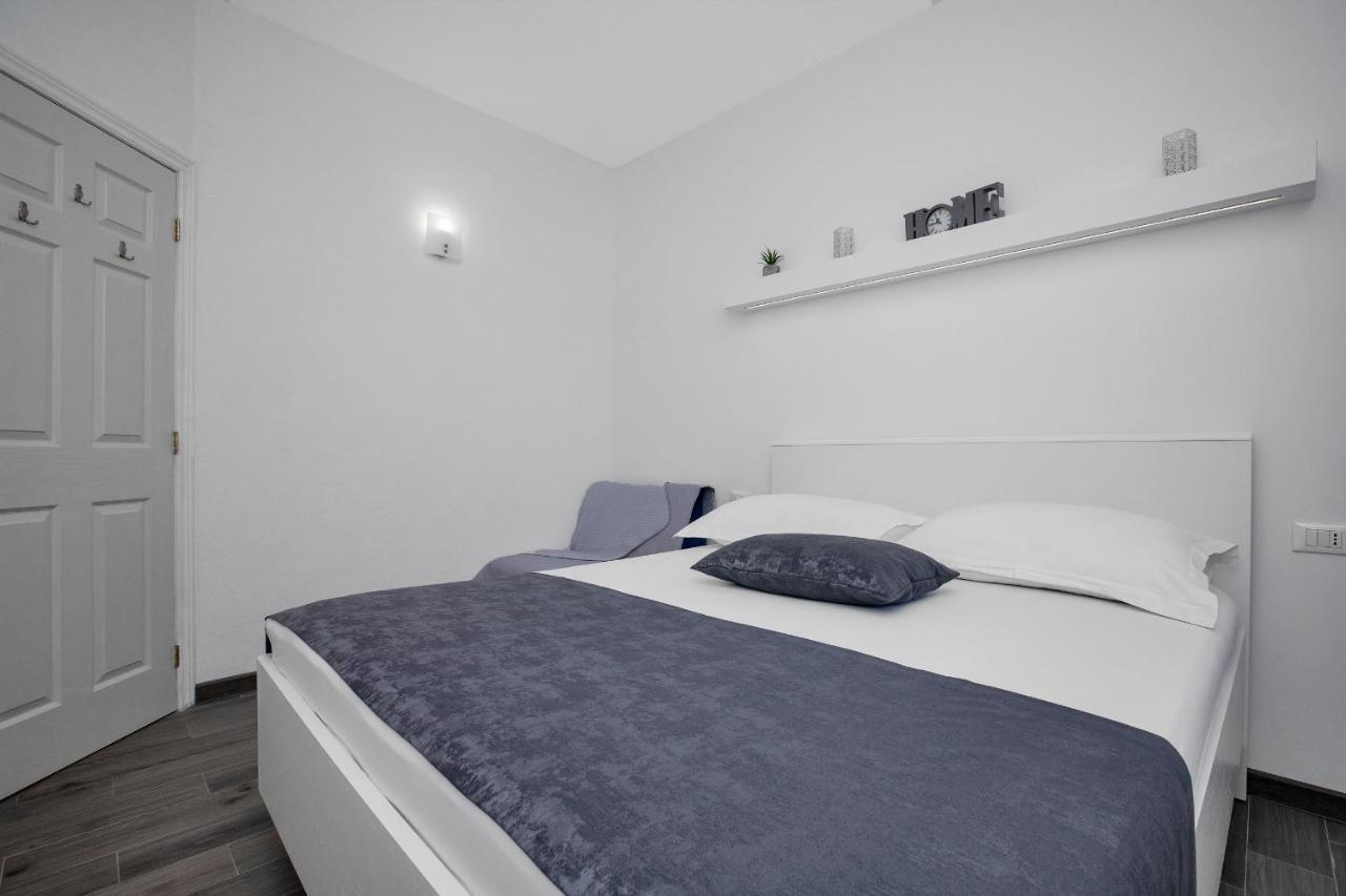 דירות דרזניצה Apartman Toni מראה חיצוני תמונה