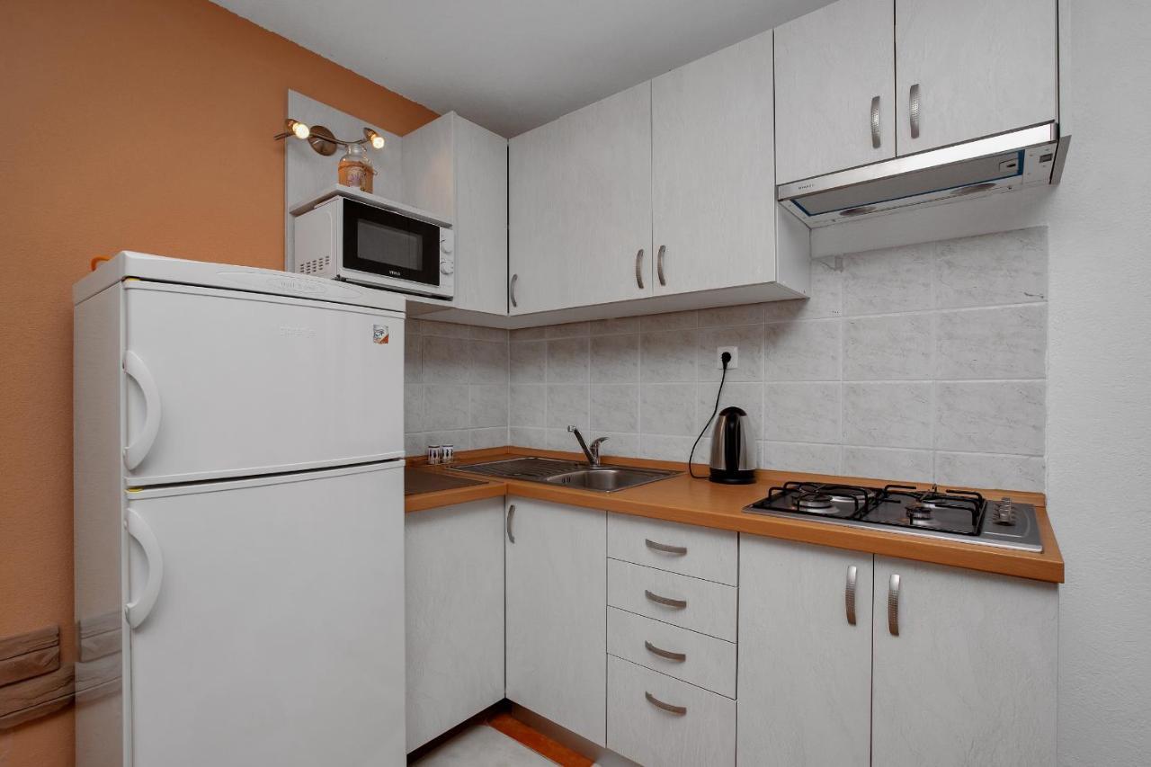 דירות דרזניצה Apartman Toni מראה חיצוני תמונה